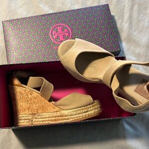 Tory Burch Adonis Sandal Peep Toe Cork Wedge Nude Size 8 (EU), Size 7.5 (US)